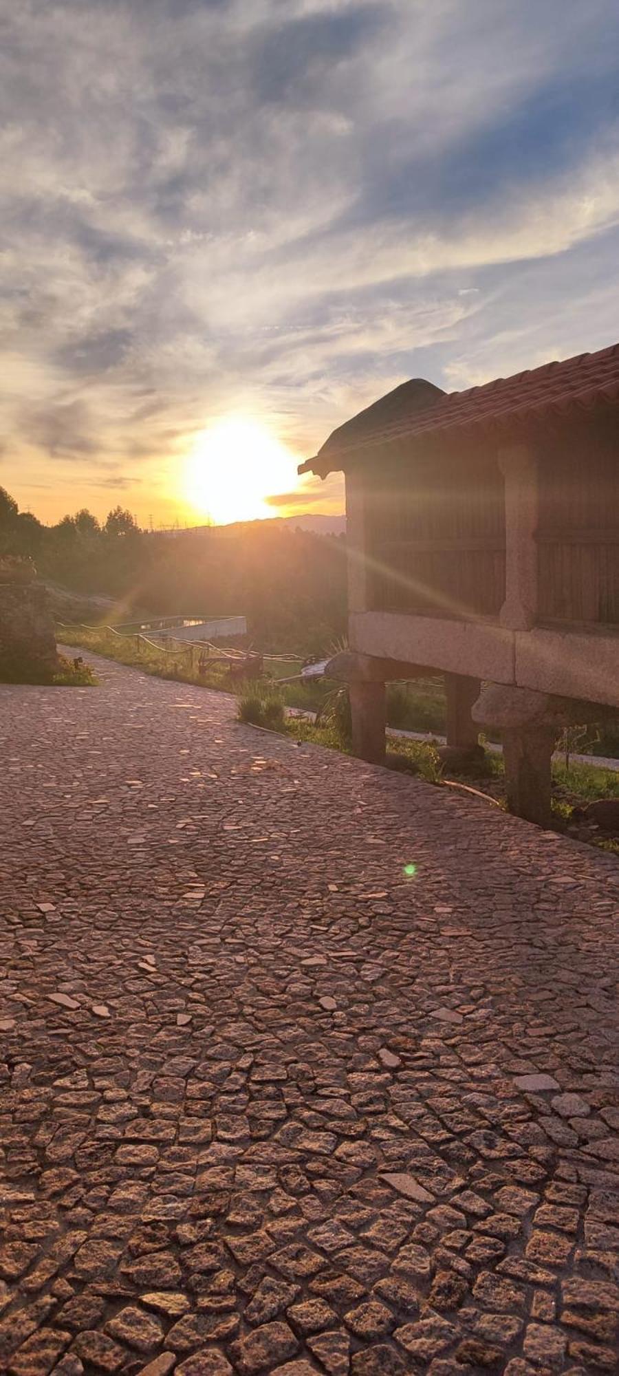Hostal Quinta da Riba Má Santa Leocadia Exterior foto